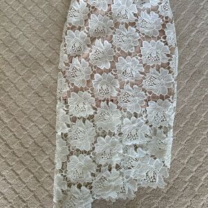 LF Elegant White Lace Skirt (brand new, never worn)